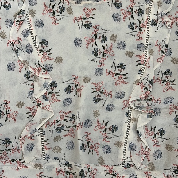 ASTR the Label floral blouse - Picture 2 of 5